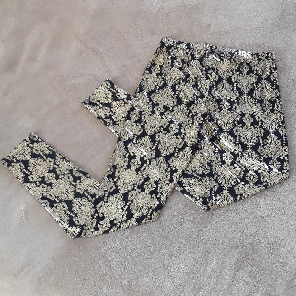 Romeo & Juliet Black and Gold Leggings, S